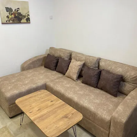 Bora Apartmani - Free Parking - City Center Vranje Exterior foto