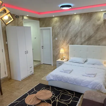 Bora Apartmani - Free Parking - City Center Vranje Exterior foto